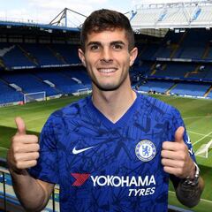 Chelsea fans want Pulisic to wear Hazard's old jersey number