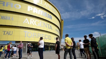 16/05/21  PARTIDO PRIMERA DIVISION 
 VILLARREAL - SEVILLA
 VUELTA PUBLICO SEGUIDORES ESTADIO LA CERAMICA PANDEMIA CORONAVIRUS 