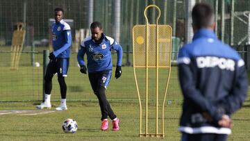 Entrenamiento Deportivo de La Coru&ntilde;a. Diego Rolan,  Uche