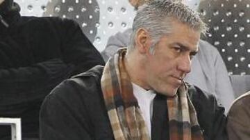 <strong>JOE ARLAUCKAS.</strong>