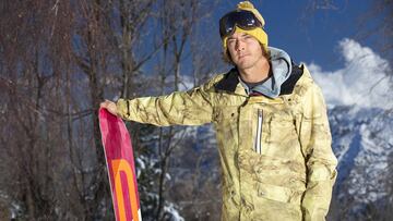 El rider que vive en la Cordillera de los Andes por su pasi&oacute;n por el snowboard. 