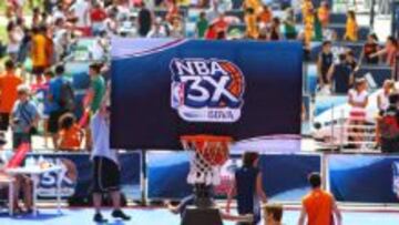Disfruta del mejor Basket en la calle y tus amigos.
