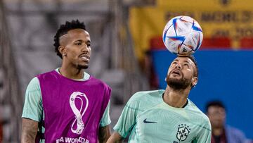 Neymar y Militao, durante el último entrenamiento de Brasil antes de medirse con Corea.