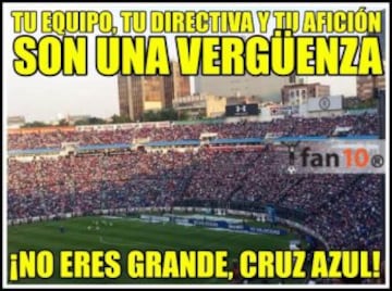 Tras el 1-1 en la cancha del estadio Azul, las imágenes más divertidas por parte de los aficionados no se hicieron esperar. ¡A reír un rato!