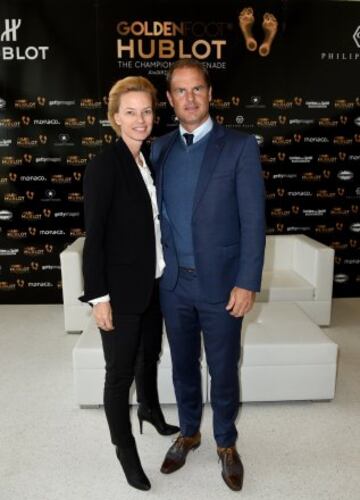 Frank de Boer con su mujer, Helen.