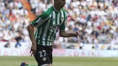 El Betis le da largas al Manchester por Vadillo