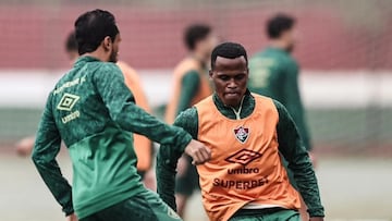 El paso de Jhon Arias a Europa se complica