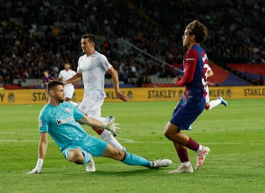 ¡Gol del debutante Marc Guiu!