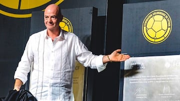 Gianni Infantino, presidente de la FIFA, celebr&oacute; con la FCF y transmiti&oacute; un mensaje de James a Colombia.