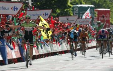 Mollema entrando en meta.