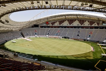 Acogerá partidos hasta los cuartos de final y el duelo por el tercer lugar. Construido en 1976, el estadio ha recibido eventos históricos como los Juegos Asiáticos, la Copa del Golfo y la Copa Asiática de la AFC. En 2019 acogió el Mundial de Atletismo, además de varios partidos de la Copa Mundial de Clubes de la FIFA™. El estadio fue remodelado de cara a Qatar 2022.