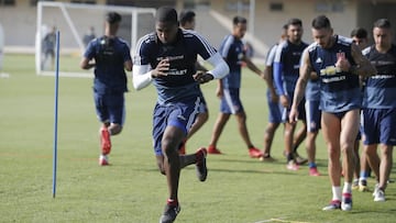 Llegó a la U como refuerzo estrella, jugó un Mundial y sale del retiro a los 37 años: fichaje oficial