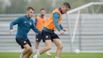 Iñigo Vicente con Sancet en la sesión de hoy.