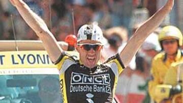 <b>PORTENTOSO. </b>David Etxebarria venció en Pau en 1999.