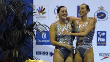<b>NUEVA VICTORIA.</b> Las nadadoras españolas Gemma Mengual y Andrea Fuentes se impusieron hoy en la competición de dúo del III Trofeo Mundial de la Federación Internacional de Natación Sincronizada.