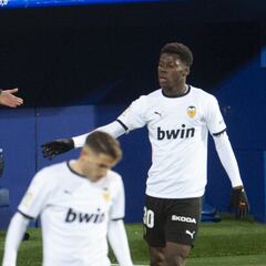 Guedes, Blanco, Musah, Vallejo... Gracia decide su izquierda