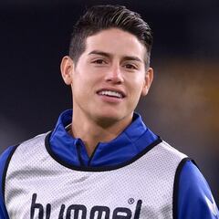 Nikola Vlasic destaca la presencia de James en Everton