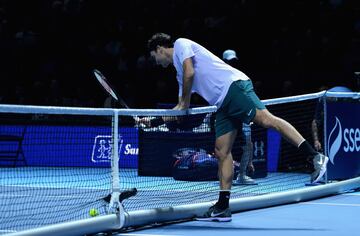 Andy Murray y Roger Federer participaron en una exhibición benéfica en Glasgow.