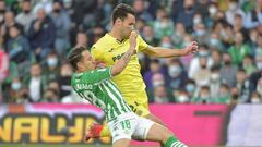 Andr&eacute;s Guardado durante el partido contra el Villarreal