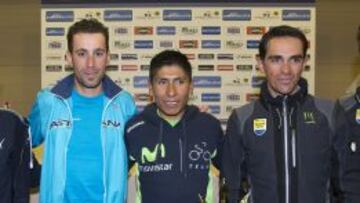 Vincenzo Nibali, Nairo Quintana y Alberto Contador, en la rueda de prensa previa a la Tirreno-Adri&aacute;tico.