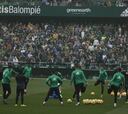 Unas 9.000 personas arroparon al Betis antes del derbi