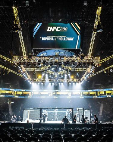 Vista del Etihad Arena donde se celebra la velada de boxeo. 