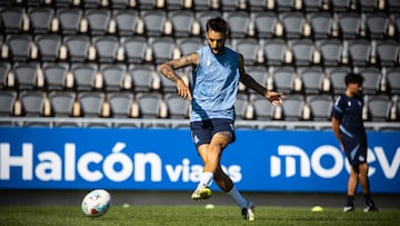 Brais Méndez en un entrenamiento de la Real Sociedad en Zubieta.