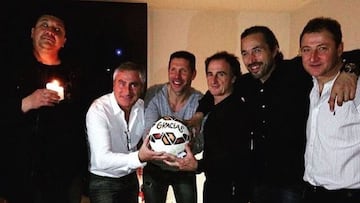 De izquierda a derecha: Mono Burgos, Pepe Pasques, Simeone, Profe Ortega, Pablo Vercellone y Vizca&iacute;no, en una foto de 2016.