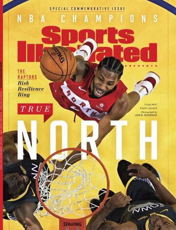 Los Raptors fueron los protagonistas del número de junio de Sports Illustrated al proclamarse campeones de la NBA por primera vez en su historia. En la foto, Kawhi Leonard realizando un mate ante dos jugadores de los Warriors.