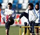 El Madrid se entrena con Bale, Xabi y Varane en el gimnasio