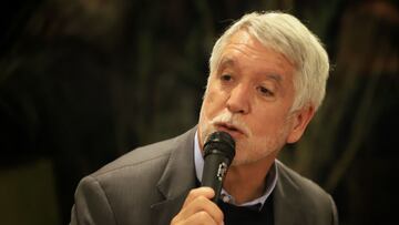 Fallece Cecilia Londoño, madre de Enrique Peñalosa a sus 91 años. Conozca cuáles serían las causas de su muerte y los mensajes de apoyo al exalcalde.