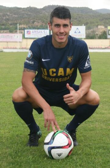 Presentación de Pol Bueso como nuevo jugador del UCAM Murcia.