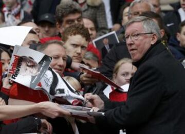 Despedida de los seguidores y jugadores del Manchester United a Sir Alex Fergurson entrenador durante 26 años, antes del encuentro de la Premier League entre el Manchester United y el Swansea City en Old Trafford.