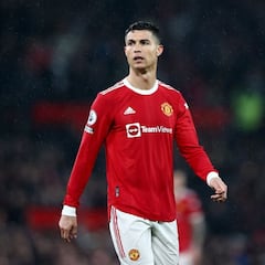 Manchester United willing to listen to offers for Cristiano Ronaldo