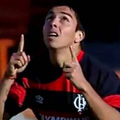 Goles olvidados: Fierro en Flamengo tras pase de Adriano