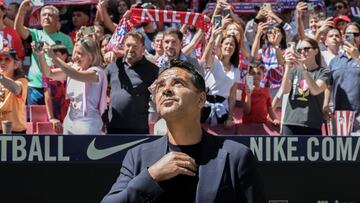 MADRID, 13/04/2024.-El entrenador del Girona Michel Sánchez, durante el partido de la jornada 31 de LaLiga EA Sports entre el Atlético de Madrid y el Girona, este sábado en el estadio Cívitas Metropolitano en Madrid.-EFE/ Kiko Huesca