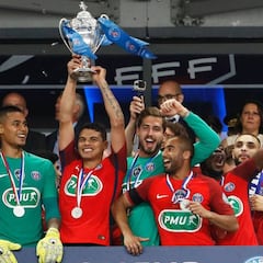 El PSG, campeón tras un gol en propia puerta en el minuto 91