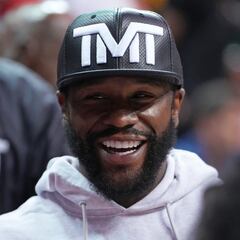 Floyd Mayweather le regala un lujoso coche de 180.000 euros a su exnovia