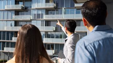 Dos chopos ‘echan raíces’ en su habitación, la vecina denuncia a la comunidad y la Justicia dicta sentencia con dos nuevos culpables