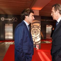 Valdano ve en Raúl el futuro del Madrid y la "esencia del club"