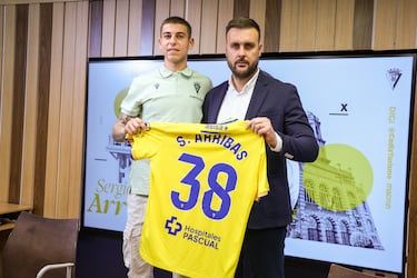 Y Sergio Arribas debutó con el Cádiz