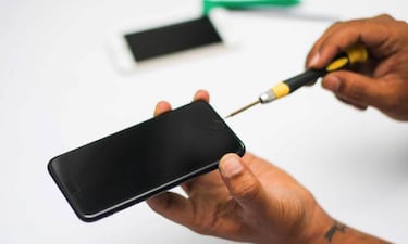 Se me ha roto el iPhone y no está en garantía, ¿cuánto vale repararlo en 2018?