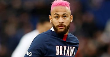 Neymar y su 'nuevo look' rosa chillón