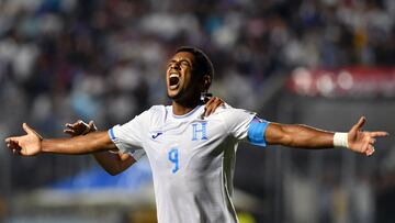 Rivas, “Choco” y Quioto firmaron el triunfo que reconcilia a Honduras con su gente; la selección jugó, gustó y convenció como hacía tiempo no lo hacía.