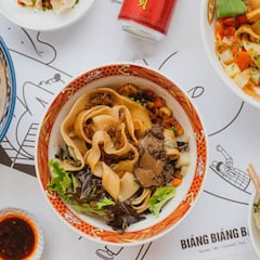 El bar con los tallarines más largos de Madrid: platos desde 5€ y distinguido con un Solete Repsol