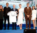 Las fotos de la presentación de Alexander-Arnold con el Real Madrid