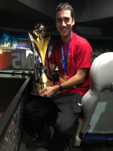 Guantes vizcaínos en Malasia