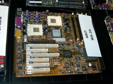 AMD al asalto del mercado de servidores