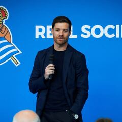 Xabi Alonso: "No quiero ser un copia-pega de los entrenadores que he tenido"