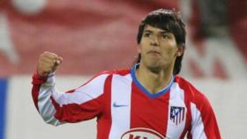 <b>VIGILADO.</b> El 'Kun' será seguido por el Inter durante el partido contra el Real Madrid con la intención de ficharlo.